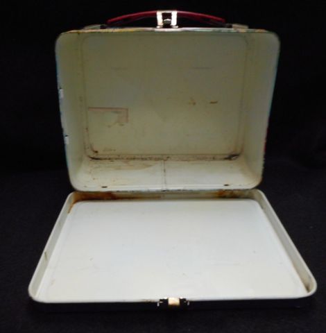 Flipper Lunch Box © 1966 King-Seeley Thermos Co.